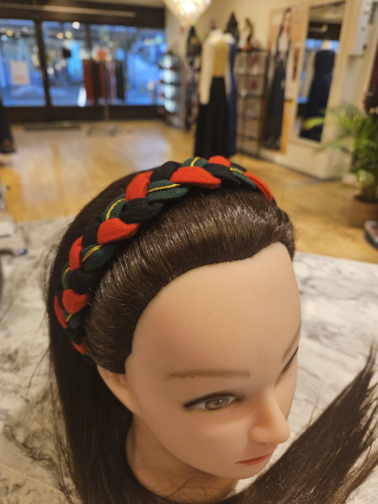 Hårbøyle - Festdrakt