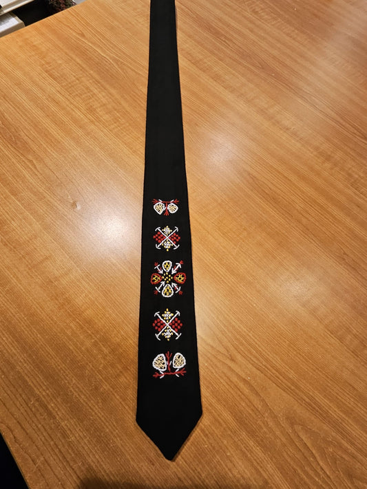 Slips - Nordmørsbunad