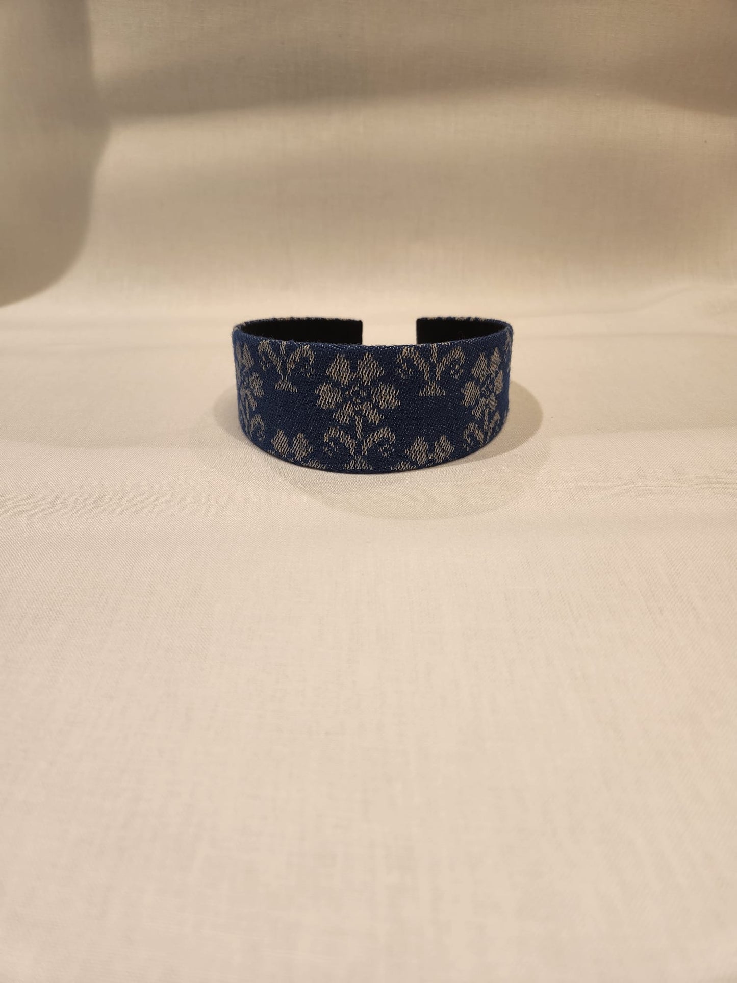 Hårbøyle - Trønderbunad (rose med stilk)