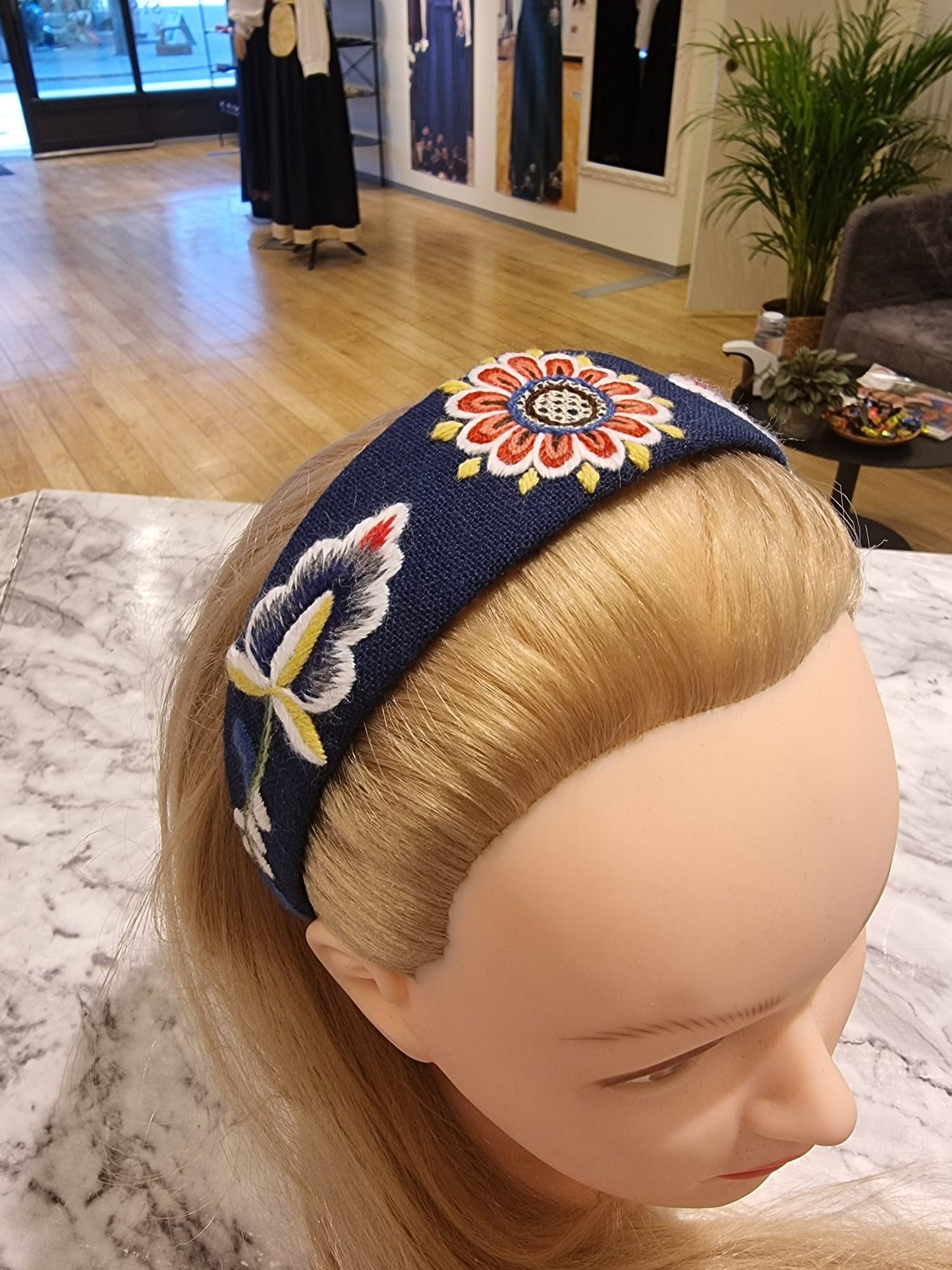 Hårbøyle - Malobunad