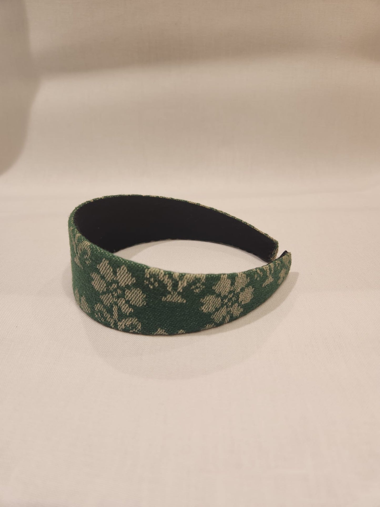 Hårbøyle - Trønderbunad (rose med stilk)