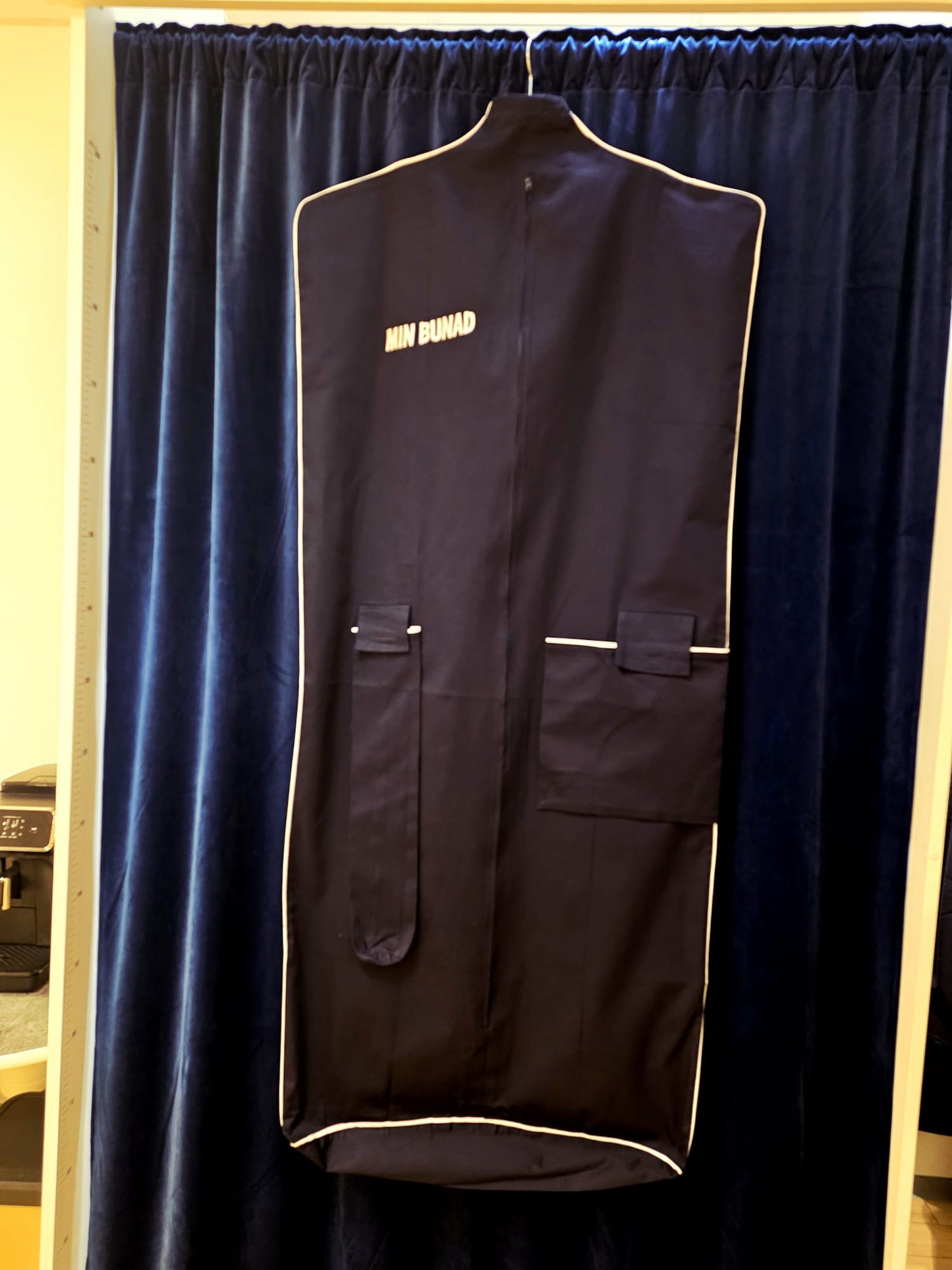 Bunadpose med glidelås