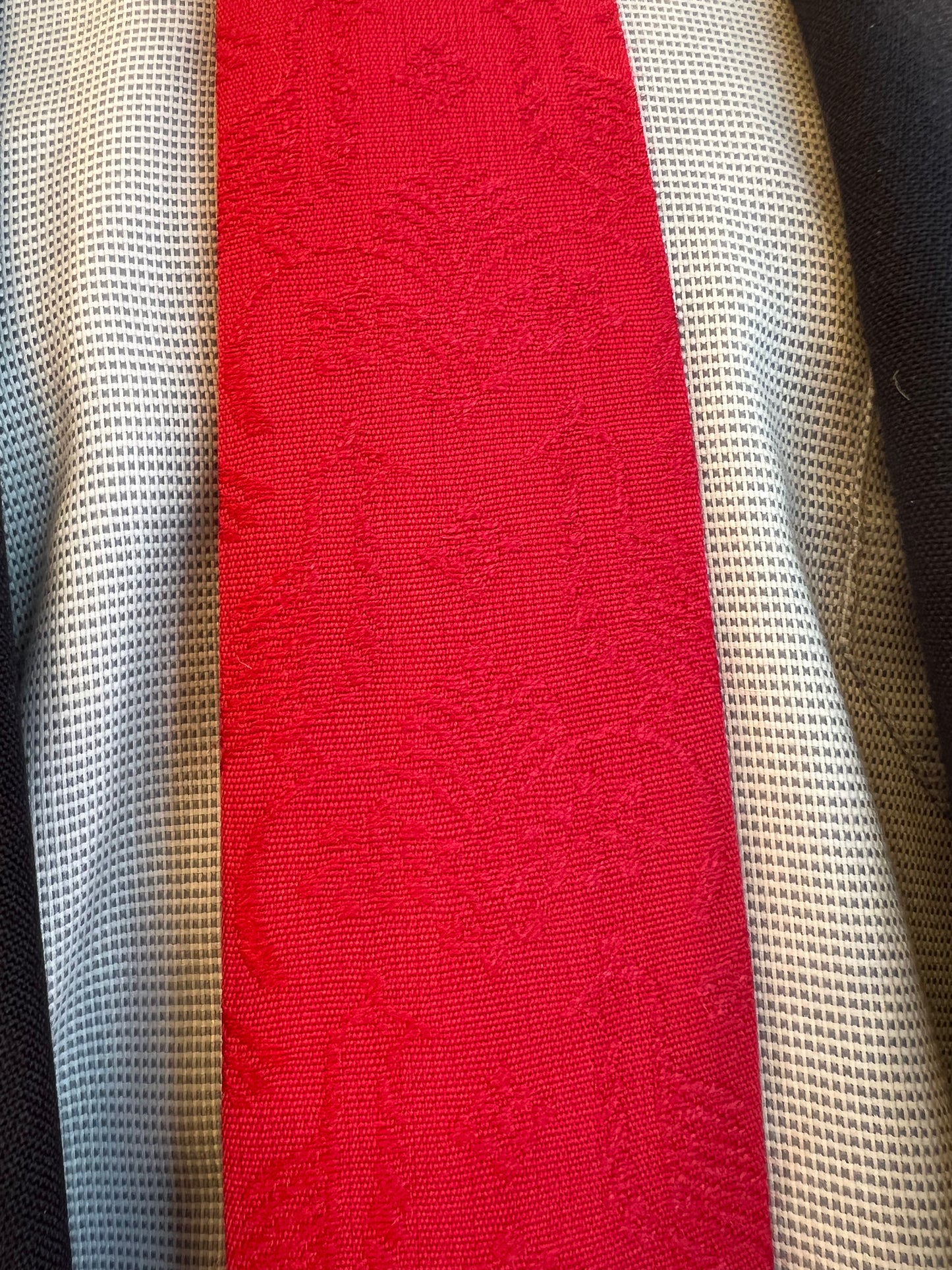 Slips - Nordmørsbunad (vin-rød)