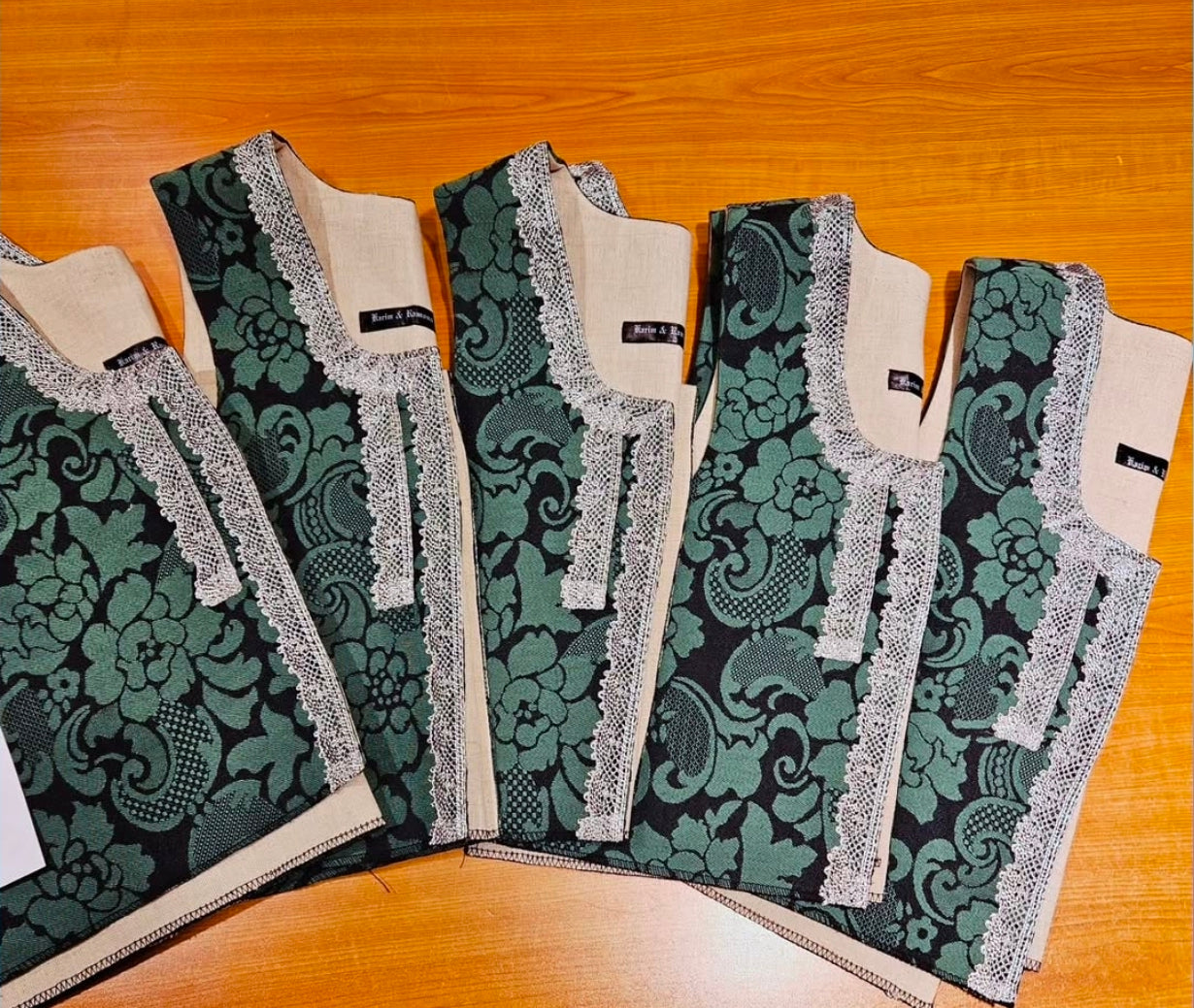 Vest - Nordmørsbunad (Damask)