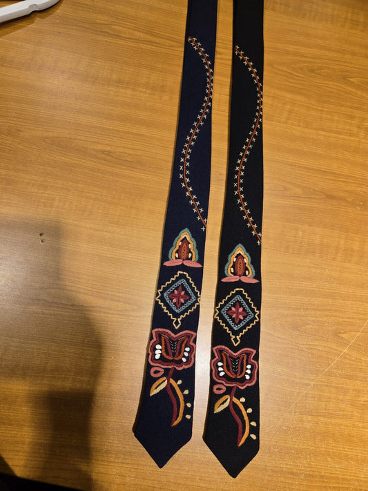 Slips - Sunnmørsbunad (Ørskog)