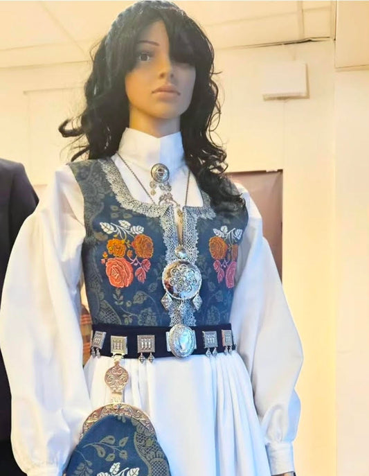 Vest - Nordmørsbunad (Kalemank)